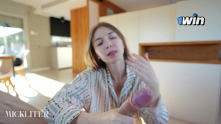 Скукотища дома без секса! Вставь свой хуище в меня!